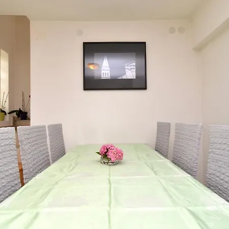 House Dama 1691 Nyaraló Fažana