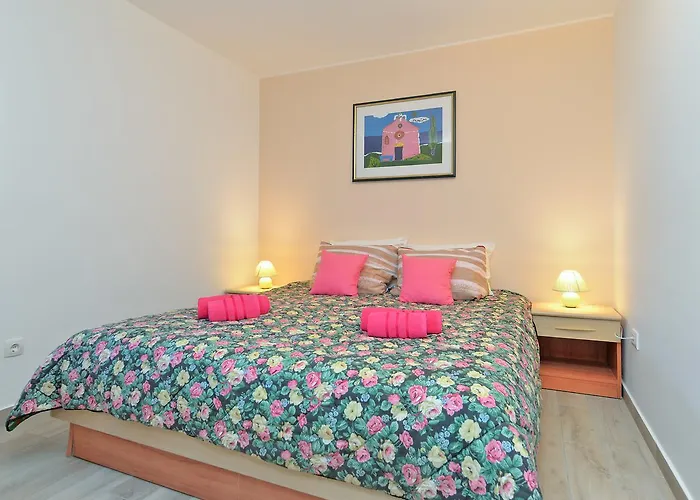 House Dama 1691 * 파자나